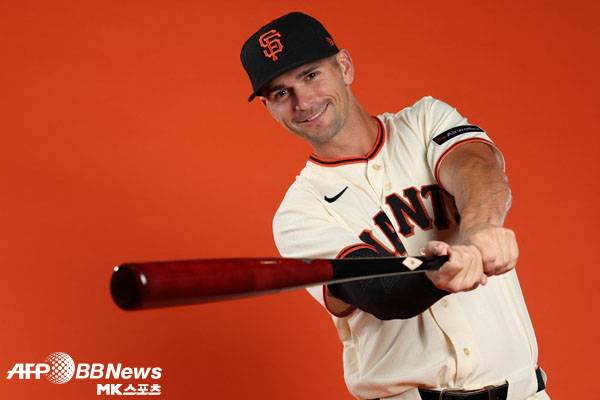 [오피셜] 샌프란시스코, 개막 로스터 발표...이정후 절친 함께간다