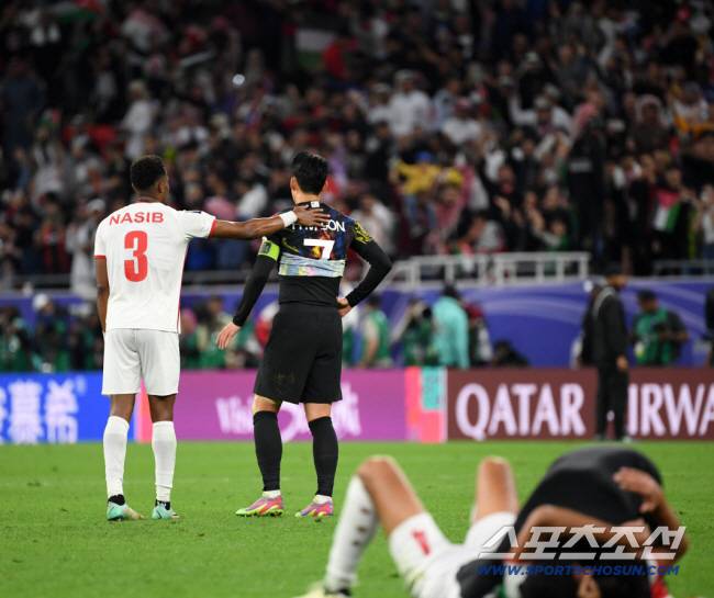 '대표팀 은퇴까지 고민' 손흥민 대통곡, 토트넘 강등행 '지름길' 선택하나...BBC 유력 기자 깜짝 공개