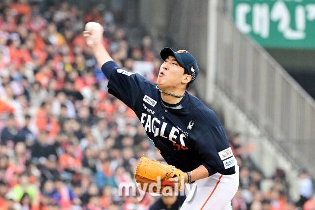 한화는 이 선수들 왜 못 잡았나…광주+수원 가더니 ERA 0.00 실화냐, 누가 한화 지키나