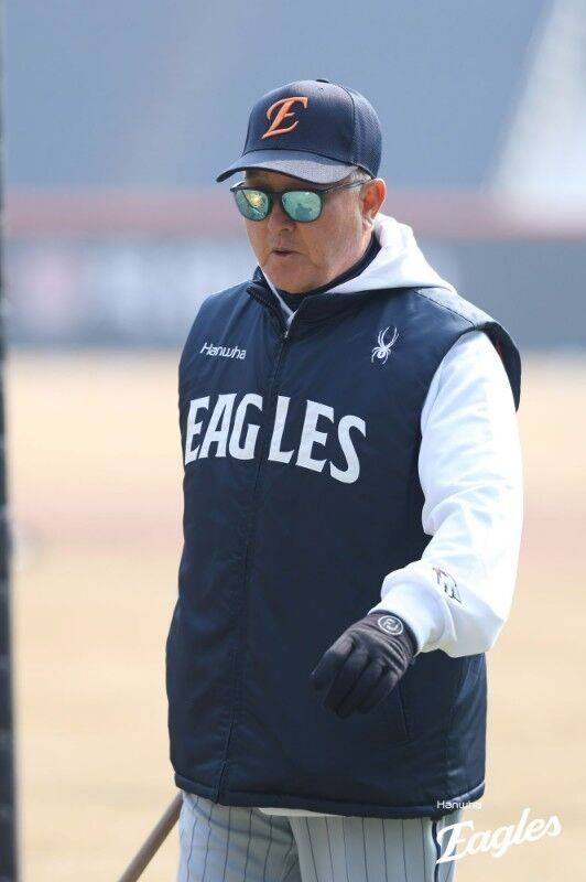 한화는 이 선수들 왜 못 잡았나…광주+수원 가더니 ERA 0.00 실화냐, 누가 한화 지키나