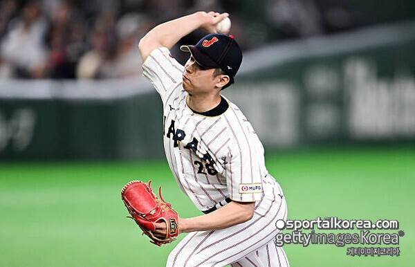 한국 상대 156km 던진 후유증인가, 롯데 日 우완 어깨 불편감 호소→개막전 합류 불발…