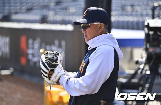 김경문과 김태형, 두 감독의 운명은…또 ‘희망고문’으로 끝나서는 안 된다 [홍윤표의 휘뚜루마뚜루]