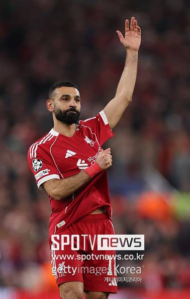 공신력 최고 BBC ‘비피셜’ 떴다 ‘손흥민처럼 뛰고 리버풀 떠나는’ 살라, 유럽 생활 마무리→사우디아라비아 이적 “고민할 필요조차 없는 일”