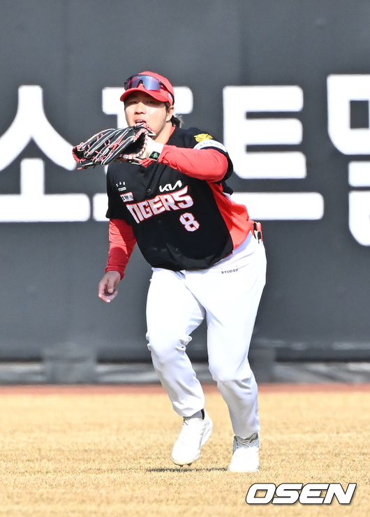 나성범 DH행, 이범호의 최대 고민 해결했나...우익수 대안은 출루머신, '월간 타율 1위' 재현이 필요하다