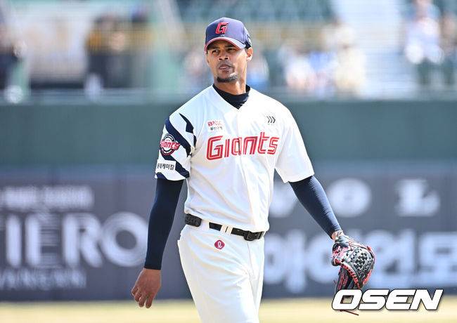 '33승 폰와급' 듀오? 시범경기 성적은 물음표였다…롯데의 대반전, 외인 듀오부터 시작될 수 있을까