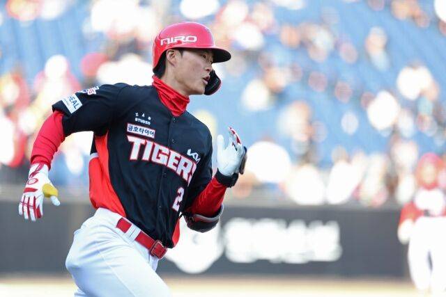 김도영 강제로 지명타자 시켜야 할 판인데 “1군 100G에 AVG 0.280”이라니…KIA 가려운 곳까지 긁는다 ‘돌풍 예고’