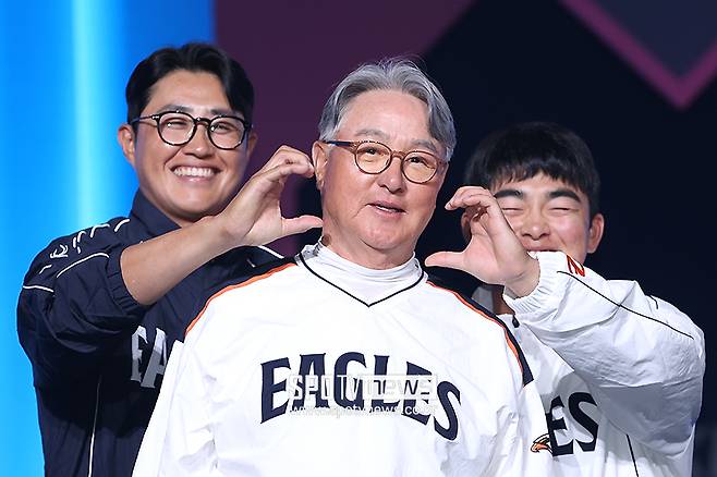 노시환 307억 초대형 계약, 한화 사람들은 놀라지 않는다