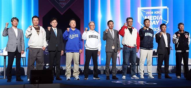 2026 프로야구 28일 개막… 전문가 60명, ‘LG-삼성’ 2강 전망