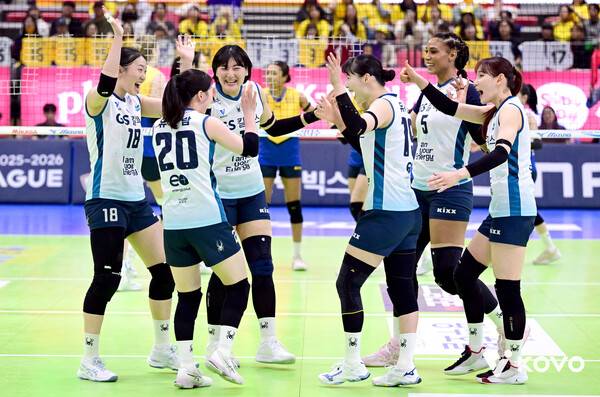 '실바 40점' GS칼텍스, 현대건설 꺾고 '챔프전 진출 100% 확률' 잡았다[여자부 PO1]