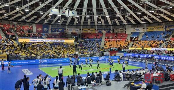 '실바 40점' GS칼텍스, 현대건설 꺾고 '챔프전 진출 100% 확률' 잡았다[여자부 PO1]