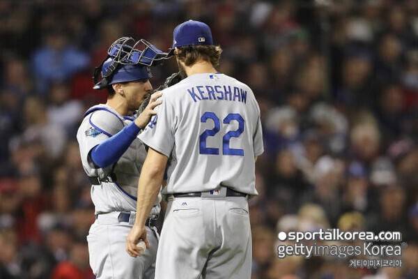 'WS 우승 3회·준우승 2회' 다저스 전설, 이게 무슨 망신인가? 'ML 최고 부자 팀과 계약 추진→개막전 앞두고 방출', 현역 연장 여부 불투명