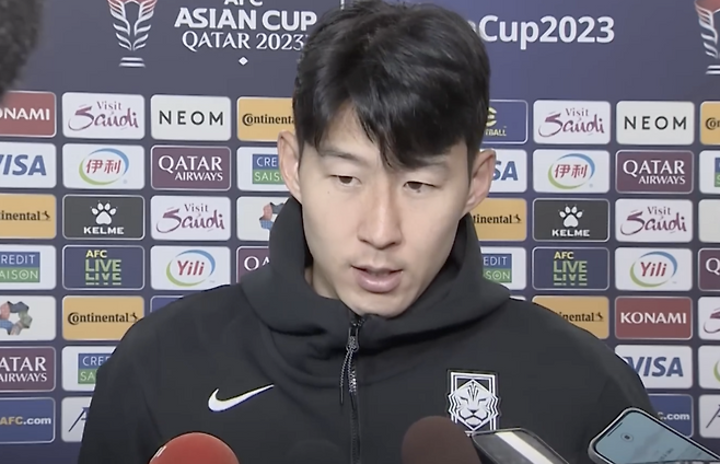 손흥민 “대표팀 계속할지 모르겠다” 만든 장본인…'無전술 無책임' 최악의 감독 또 입 열었다