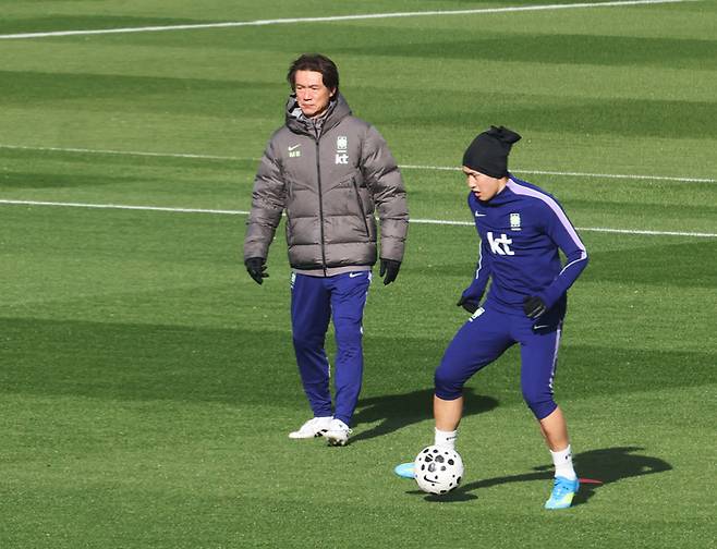 런던 맛집 소개까지! 손흥민 ‘제2 고향’ 英서 힐링, 새해 첫 필드골 정조준…월드컵 ‘가상의 남아공전’ 개봉박두 [SS 밀턴 케인즈 현장]