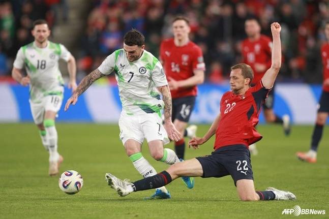 홍명보호 월드컵 첫 상대, '역시 최강' 덴마크 유력... 북마케도니아 4-0 완파→유럽 PO 결승 선착