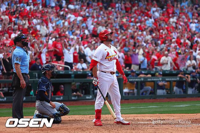 개막전부터 이래도 돼? '1-0→1-7→9-7' 짜릿한 역전극 주인공인데, 왜