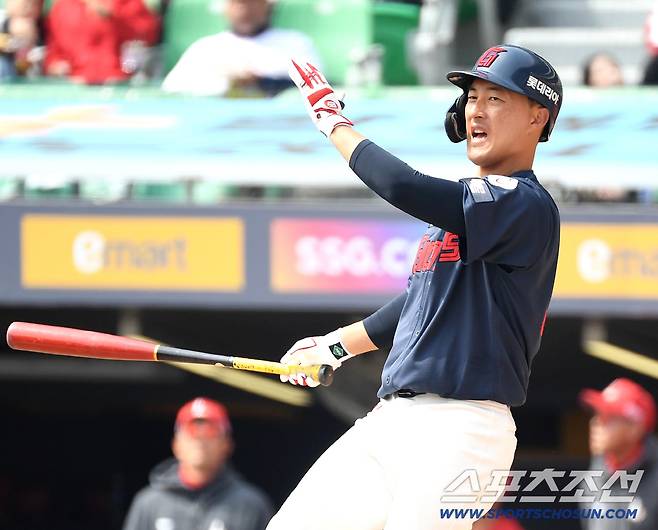 이판사판이다! 롯데, 결국 FA 노진혁 쓴다 → 신인 3명까지 대거 개막엔트리 포함