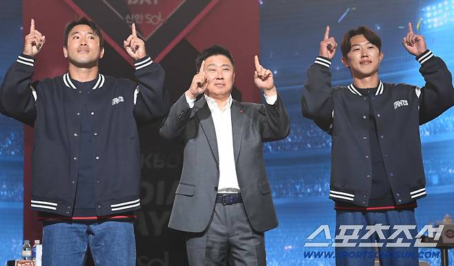 이판사판이다! 롯데, 결국 FA 노진혁 쓴다 → 신인 3명까지 대거 개막엔트리 포함