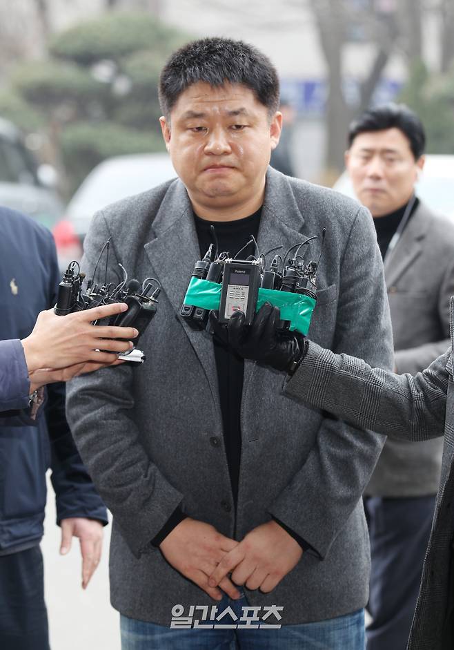 ‘농구 전설’ 강동희, 2심서 횡령 무죄…벌금 800만원