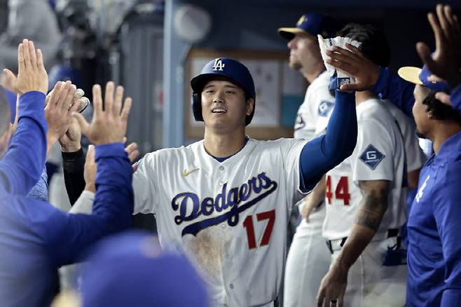 오타니 또 쐈다…다저스 선수 전원에 600만원짜리 시계 선물