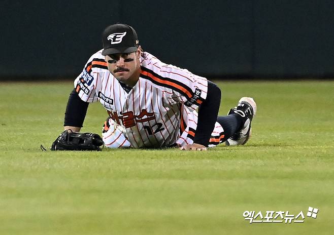 '한화 출신 외야수' 안 풀리네…27일 무릎 수술→6주 이탈