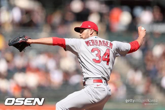 SSG 입단할 뻔했던 155km 파이어볼러, 뜬금없이 NC 구단 SNS 팔로우 왜?