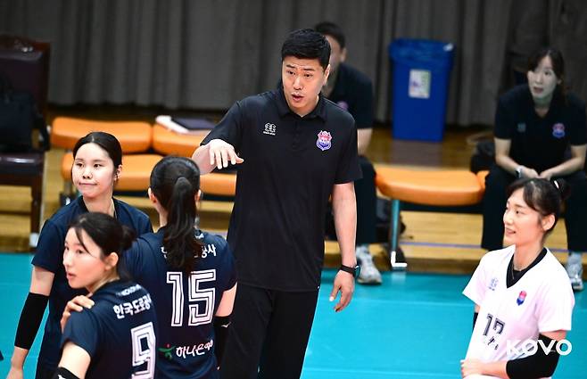 '김종민 감독과 결별' 한국도로공사…챔프전에 미칠 영향은