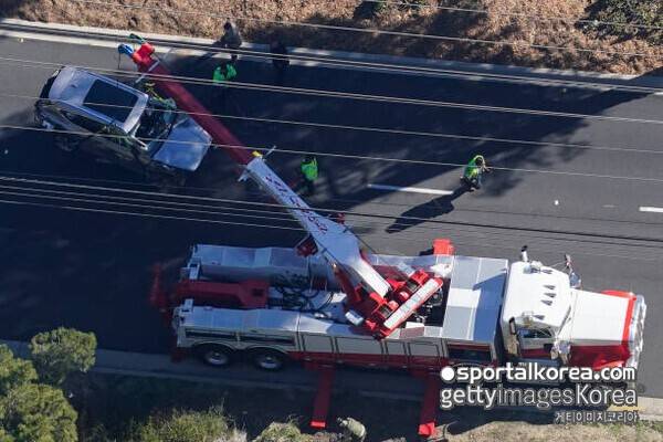'골프 황제인가, 사고 황제인가?' 우즈, 9년 만에 또 '약물운전' 혐의로 체포…차량 전복 사고→부상은 없었다