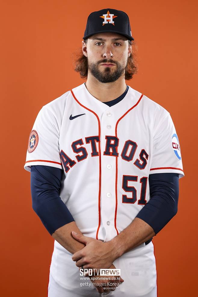 한화 떠나지 말걸 그랬나…와이스 ML 첫 등판서 홈런 쇼크, 157km 강속구에도 고개 숙였다