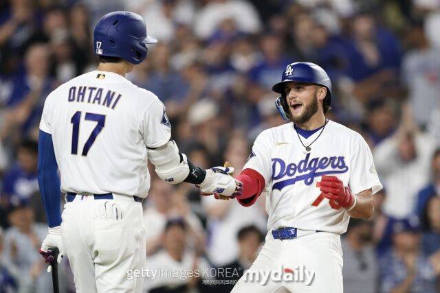 김혜성 보고 있나, 프리랜드 솔로포+2루타에 이어 결승득점 폭발→심지어 홈보살+3루보살로 강력한 임팩트→다저스 개막 2연승 견인→베츠 3타점