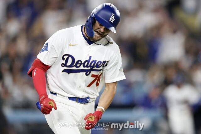 김혜성 보고 있나, 프리랜드 솔로포+2루타에 이어 결승득점 폭발→심지어 홈보살+3루보살로 강력한 임팩트→다저스 개막 2연승 견인→베츠 3타점