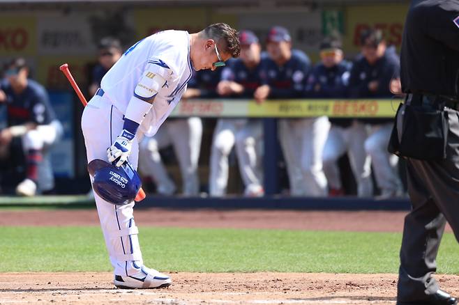 볼넷·볼넷·볼넷·볼넷·볼넷·볼넷·볼넷 그런데 무득점이라니, 기대했던 삼성 타선 너무 늦게 터졌다 [IS 냉탕]