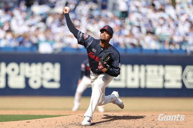 3점 차 9회 1사 1루에서 '신인'을 올리다니, 김태형 이래서 명장인가…