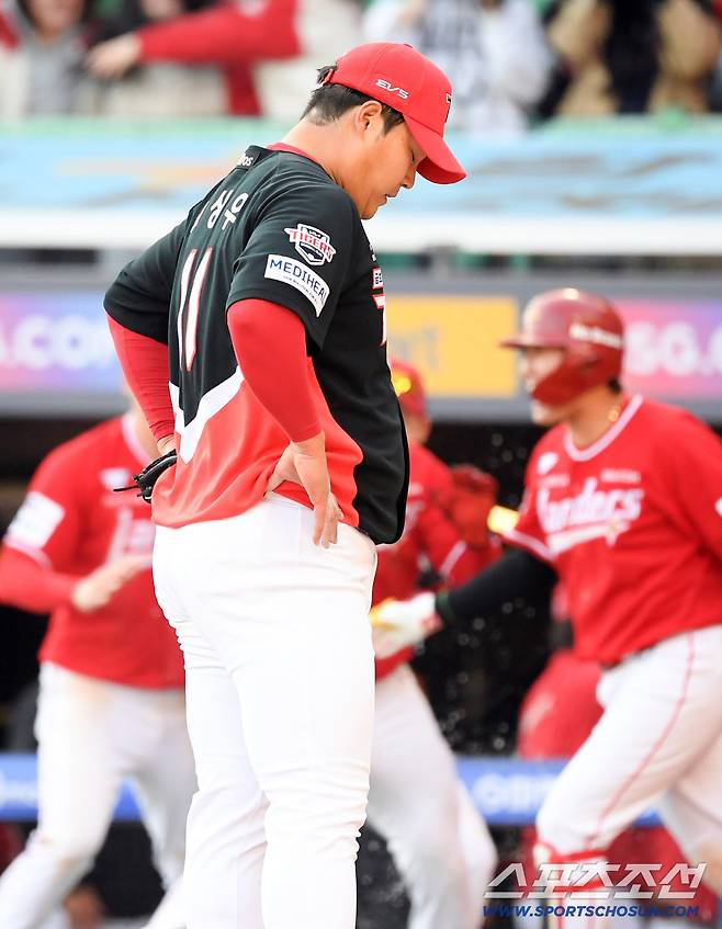 7억 몸값 불펜이 2군행...양과 질 모두 넘친다던 KIA 불펜의 '아이러니컬한 비극' [인천 현장]