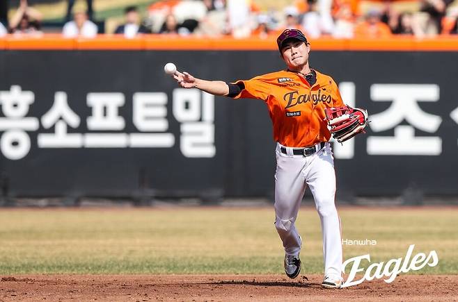 이렇게 하면 한화 50억 오버페이 논란은 사라진다…그의 홈런은 역전 드라마 신호탄