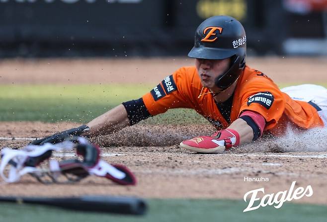 이렇게 하면 한화 50억 오버페이 논란은 사라진다…그의 홈런은 역전 드라마 신호탄