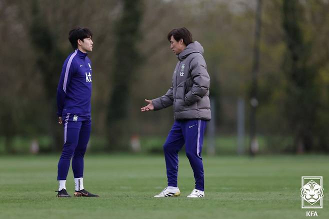 손흥민도, 이강인도 없다! 홍명보호, 코트디부아르전 선발 명단 발표...오현규 원톱→김민재 중심 스리백은 '굳건'[코트디부아르전 라인업]