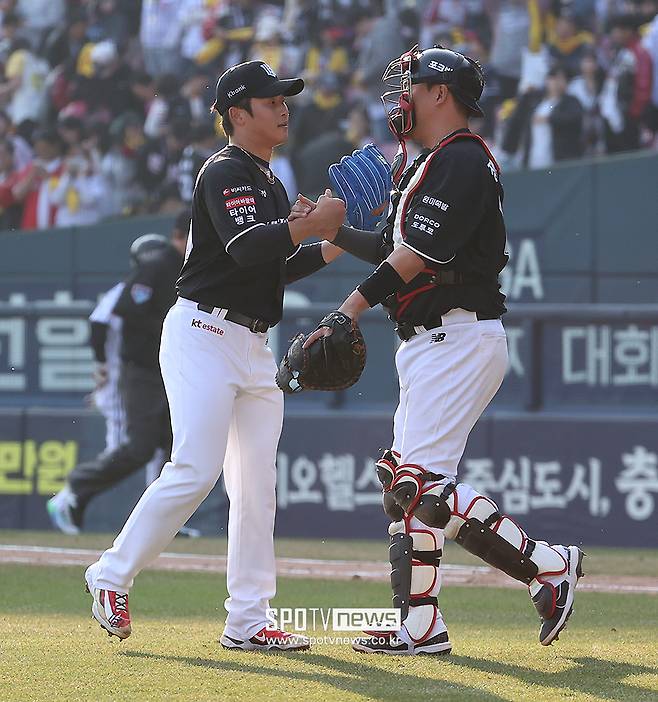 김현수 버럭, 이강철도 황당…본헤드플레이 스노볼, 8점 차였는데 마무리가 나왔다