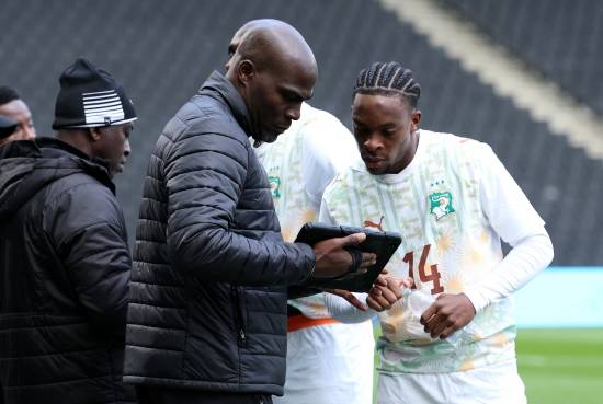 '한국전 4-0 대승' 이끈 코트디부아르 감독