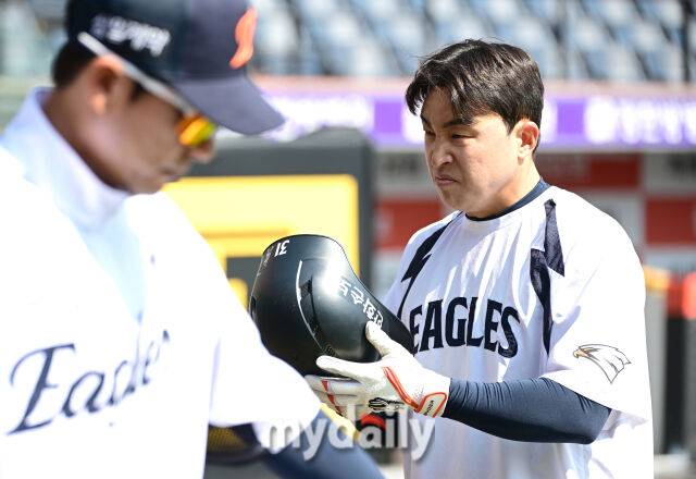 '1억 굴욕' 韓 안타왕 손아섭, 서산행 피할 수 있나…김경문도 인정