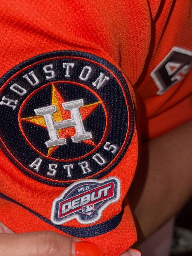 '30살 감격 ML 데뷔' 한화 떠난 가치 충분했다, 와이스 아내와 자축…