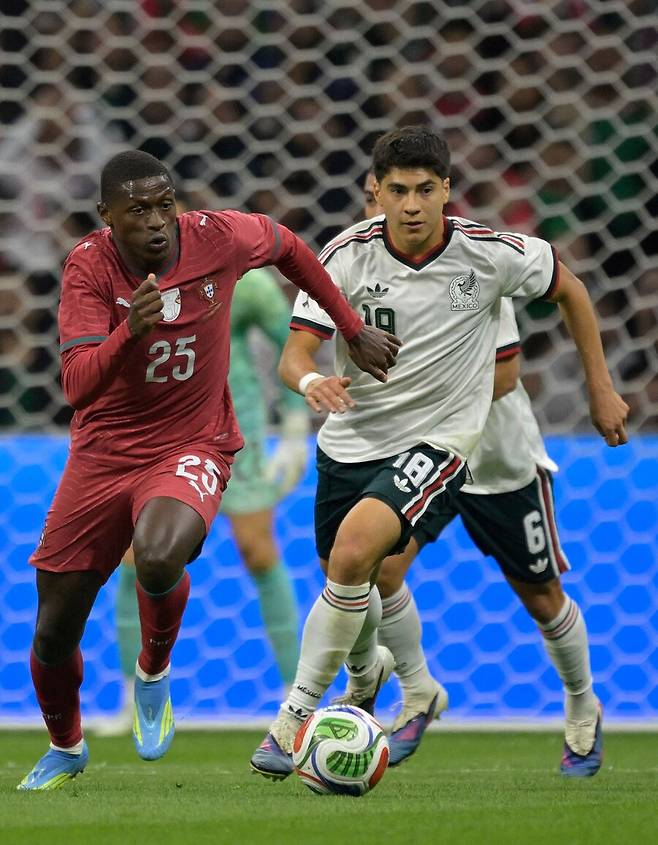 '홍명보호 진짜 큰일' 韓 0-4 대패했는데, 같은 조 멕시코 FIFA랭킹 5위 포르투갈과 0-0 무