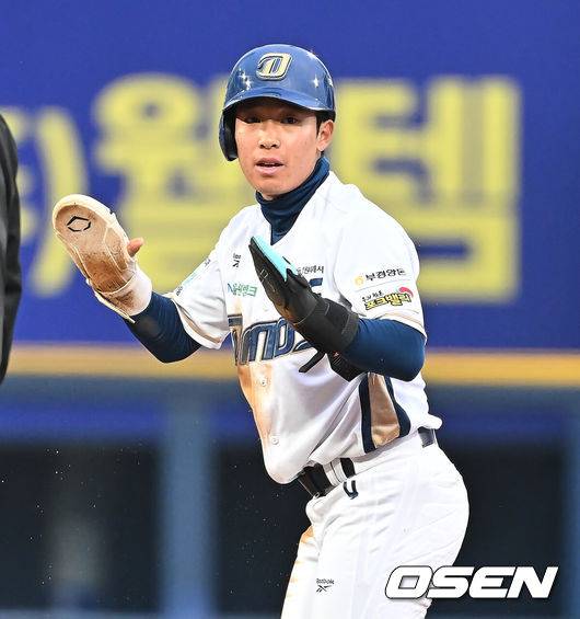 19세인데 “이승엽 느낌 난다” 극찬 실화냐…4R 지명→개막 엔트리 감격, 감독 사로잡은 매력 무엇인가