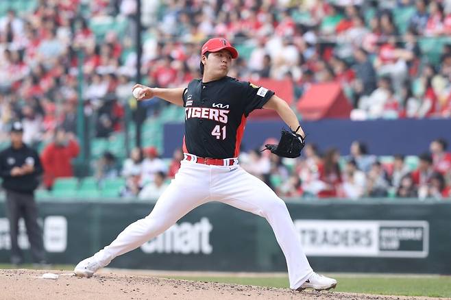 이범호 야심찬 계획 대좌절… 이의리-황동하 1+1 작전 ‘3이닝 9실점’ 총체적 난국