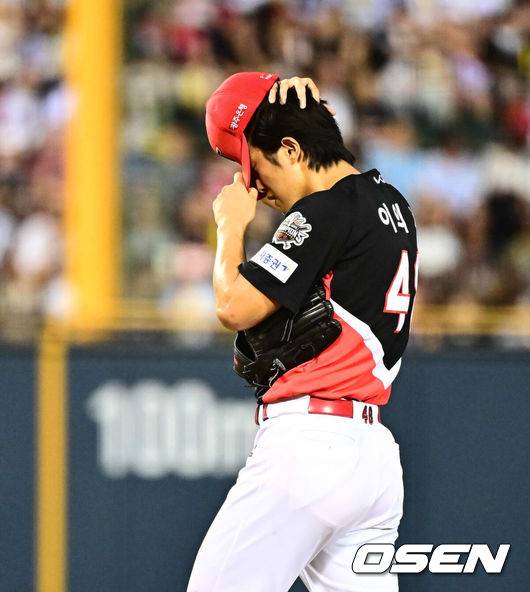 ‘150km 던지면 뭐하나…’ 이의리, 제구 불안에 2이닝 만에 강판…S% 절반 겨우 넘었다 [오!쎈 인천]