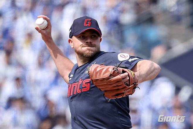 홈런-홈런-홈런-홈런! 거인들의 행보에 거침이 없다…롯데 6년 만에 개막시리즈 싹쓸이 [대구 게임노트]