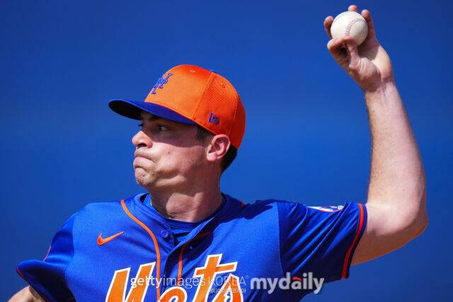 롯데 48승 좌승사자는 가늘고 길게 가는 ML 역수출 신화…38세에 126km 스위퍼 작렬 ‘이정후 잡으러 간다’