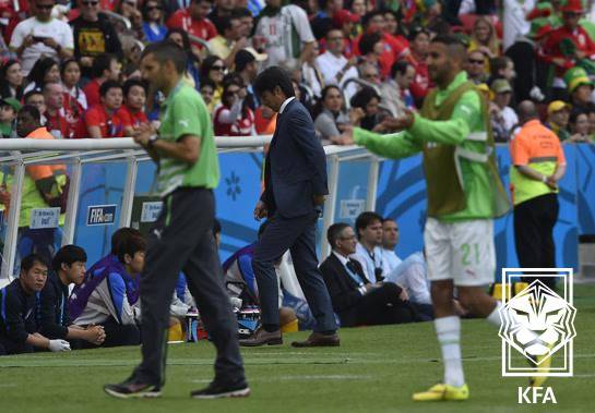 올드팬은 기억하는 홍명보호, 한국 0-4 가나 → 알제리 참사…'코트디부아르 대패'와 인터뷰도 꼭 닮았다