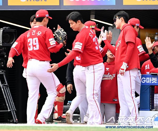 만루 대위기, 김도영 상대 직구 '맞짱' 승부...이렇게 제2의 김광현이 탄생한다 [인천 현장]