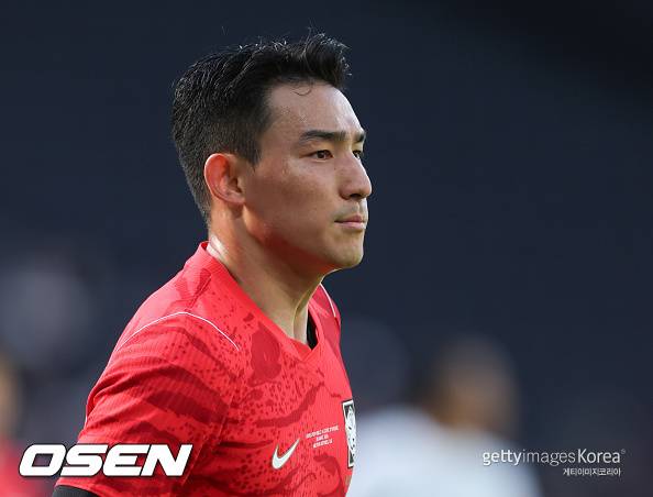 ‘수비는 김민재 혼자 하나?’ 홍명보 감독의 스리백 처절한 실패…그래도 고집 꺾지 않나