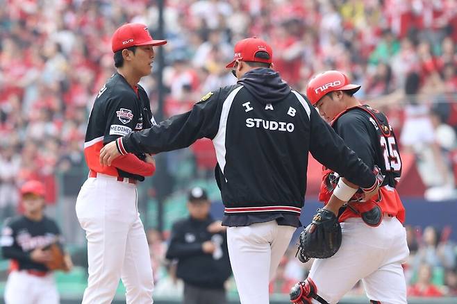 KIA 운명 쥐었다고 했는데, 시작부터 고전… ‘0%’에 숨겨진 고민, 몸 풀리면 다를까